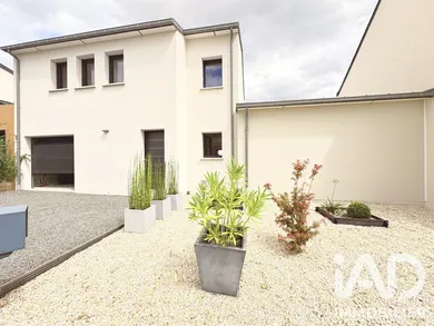 House in La Chapelle-des-Fougeretz (35520)
