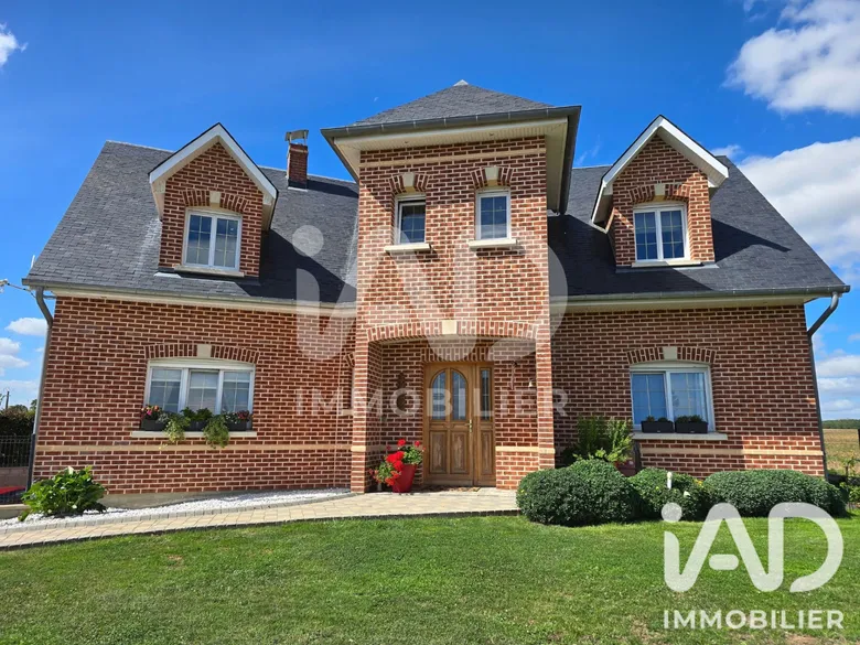 Maison 8 pièces 190 m² · à Franvillers · 190 m² · 430 000 €