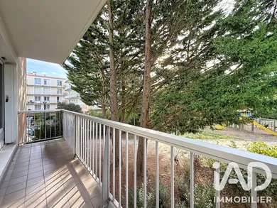 Appartement à Magny-les-Hameaux (78114)
