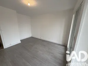Apartment in Melun (77000)