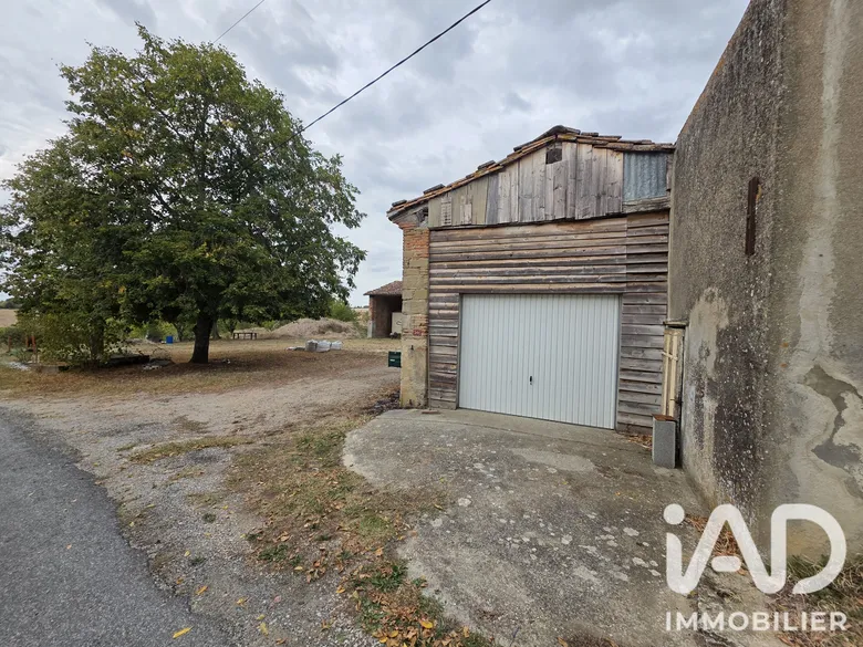 Maison 3 pièces 160 m² · à Villeneuve-lès-Lavaur · 160 m² · 135 000 €