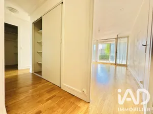 Apartment in Thiais (94320)