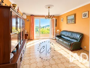 Apartment in Aubagne (13400)