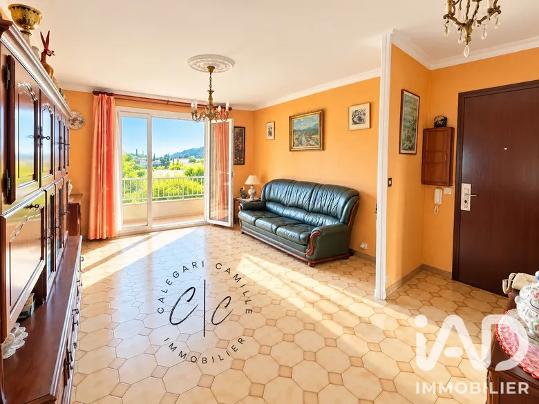 Appartement 3 pièces 59 m² · à Aubagne · 59,1 m² · 180 000 €