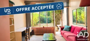 Apartment in Paris (75017)