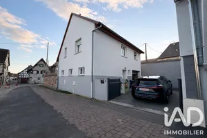 Maison traditionnelle à Sainte-Croix-en-Plaine (68127)