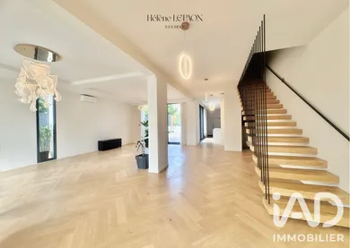 Maison d'architecte à Saint-Leu-la-Forêt (95320)