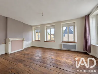Townhouse in Brécey (50370)