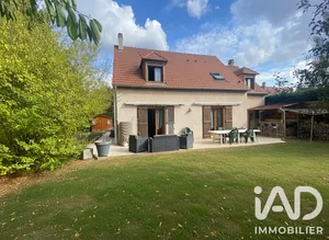Maison à Combs-la-Ville (77380)