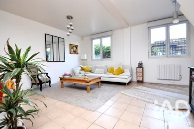 Maison à Nanterre (92000)