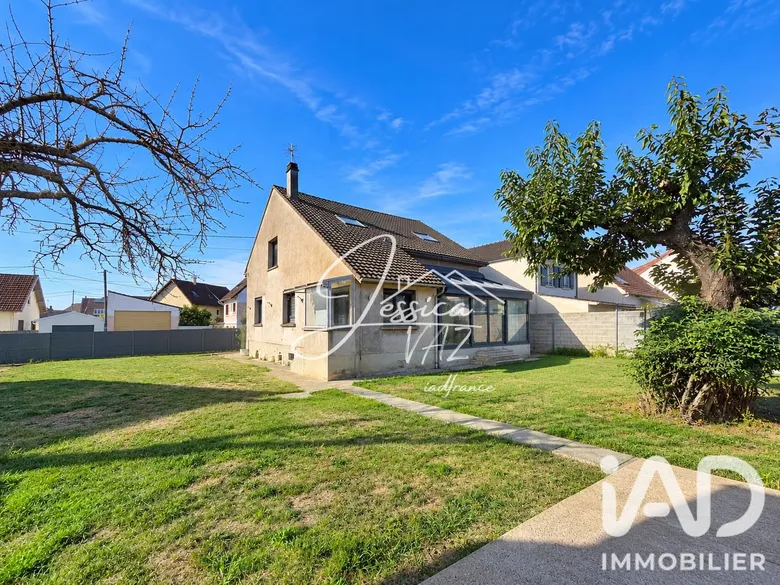Maison 8 pièces 180 m² · à Goussainville · 180 m² · 479 000 €