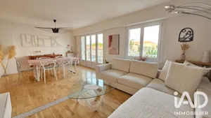Apartment in La Rochelle (17000)