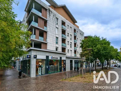 Appartement à Décines-Charpieu (69150)