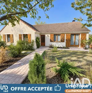Maison traditionnelle à Saint-Hilliers (77160)