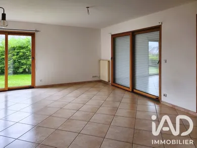 Maison à Merlevenez (56700)