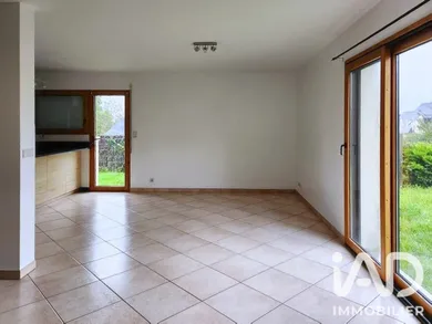 Maison à Merlevenez (56700)