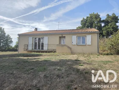 Maison de village à La Ferrière (85280)