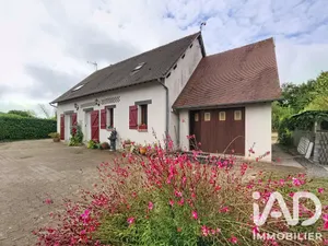 Maison de ville à Selles-Saint-Denis (41300)