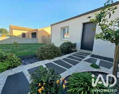 House in Sainte-Florence (85140)