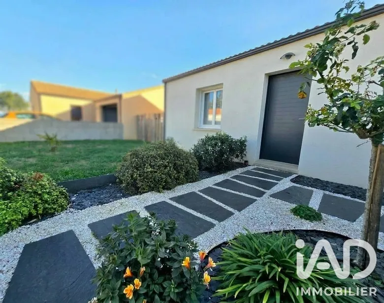 Maison 5 pièces 80 m² · à Sainte-Florence · 80 m² · 240 000 €