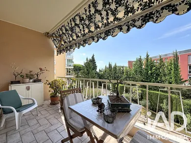 Appartement à Nice (06100)