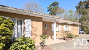 Maison à Saint-Jean-d'Illac (33127)