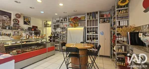 Food store in Paris (75015)