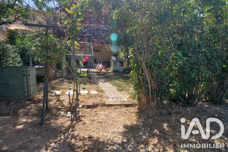 Maison 5 pièces 127 m² · au Beausset · 127,3 m² · 399 000 €