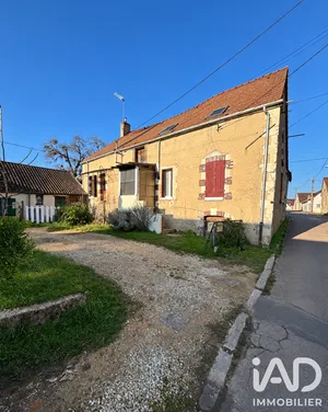Maison à Laroche-Saint-Cydroine (89400)