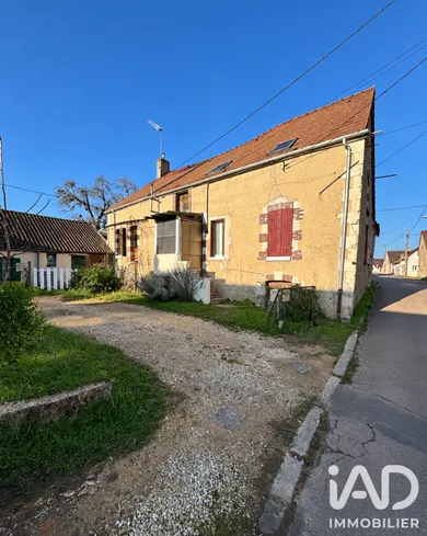 Maison à Laroche-Saint-Cydroine (89400)
