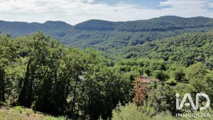 Building plot in Bagnols-en-Forêt (83600)