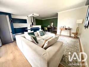 Apartment in Saint-Raphaël (83700)