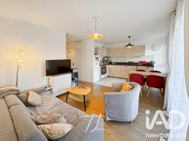 Appartement à Noisy-le-Grand (93160)