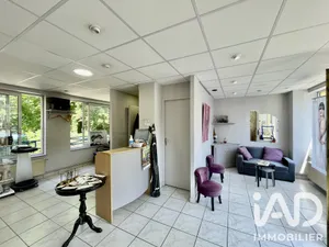 Beauty, Hairdressing in Seine-Port (77240)