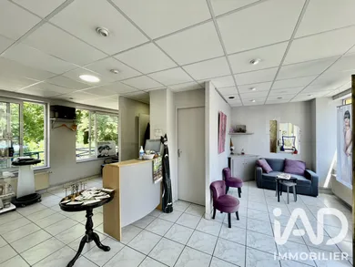 Beauty, Hairdressing in Seine-Port (77240)
