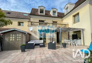 Apartment in Leuville-sur-Orge (91310)
