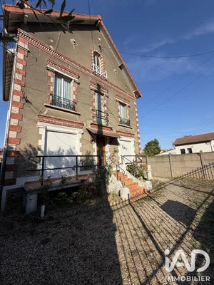 Apartment in Villeneuve-le-Roi (94290)