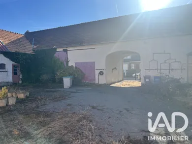 Village house in Agny (62217)