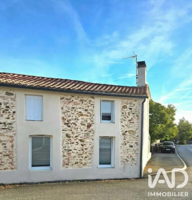 Maison 4 pièces 90 m² · à Essarts-en-Bocage · 90 m² · 195 000 €