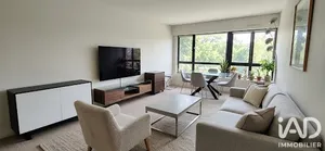 Apartment in Suresnes (92150)