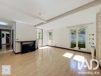 Apartment in Pau (64000)
