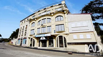 Building in Espaly-Saint-Marcel (43000)