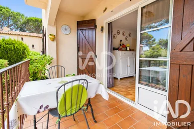 Appartement à Roquebrune-sur-Argens (83380)