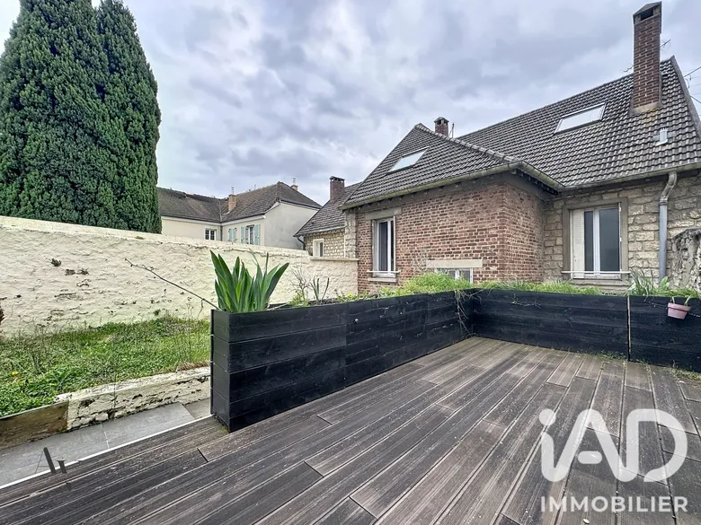 Maison 6 pièces 143 m² · à Mézy-sur-Seine · 143 m² · 299 000 €