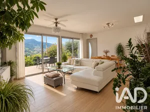 House in Carros (06510)