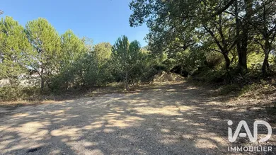 Terrain à Robion (84440)