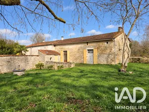 Maison à Mouton (16460)