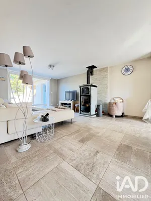 Maison de village à Belloy-sur-Somme (80310)