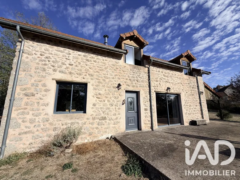 Maison 5 pièces 270 m² · à Dettey · 270 m² · 450 000 €
