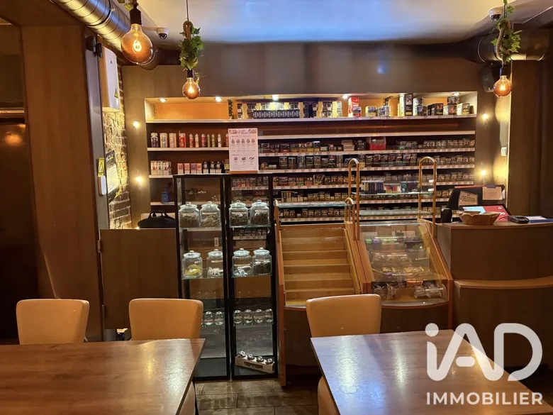 Local commercial 2 pièces 300 m² · à Pantin · 300 m² · 1 029 800 €